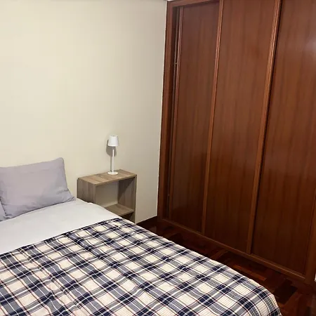 Piso Vilavella アパート